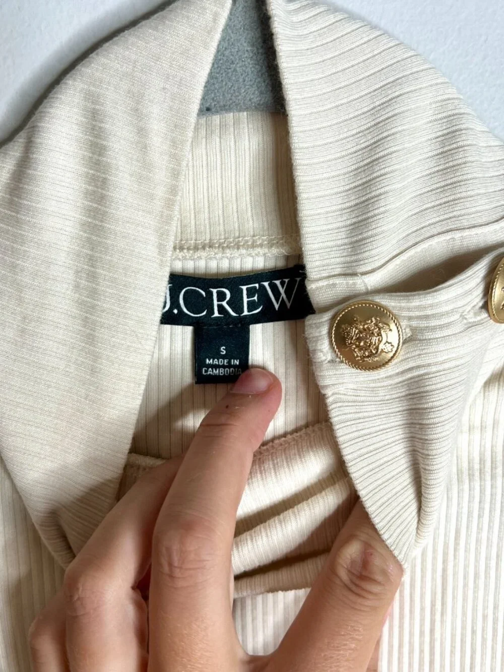 J. Crew Ribbed Mockneck Cream Gold Button Shoulder Long Sleeve Old Money Preppy